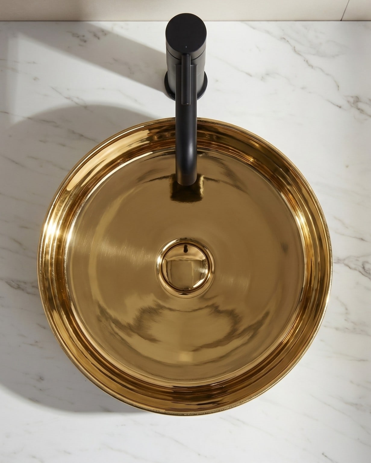 Aurelius Aurum Gold Table Top Wash Basin thumbnail 2